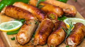 Kiełbasa z piwnicy i prześcieradła. Sprawdź, jak pisać o sobie w internecie, by inni cię zapamiętali