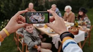 Znów możesz łatwo odnaleźć kolegów z podstawówki i prosić ich o pieniądze