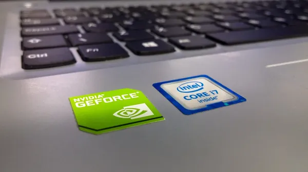 Nvidia inwestuje w Intela potężne pieniądze. Niesamowity wzrost kursu
