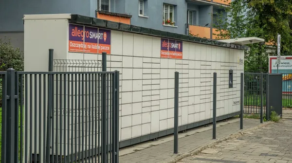 Nowe zasady na Allegro. Ucieszą użytkowników, ale też znowu coś kombinują z InPostem
