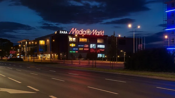 MediaMarkt wchodzi do Glovo. No bo w sumie czemu nie?