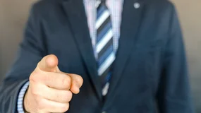 Prawnik czy sprzedawca na bazarze? Oto co CEIDG mówi o twoim partnerze biznesowym