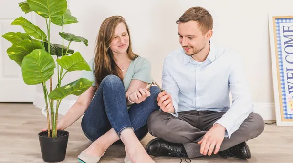 Lokator nie płacił, więc właściciel zabrał mu drzwi wejściowe do mieszkania