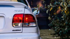 Nie zgadniesz, co może wpływać na składkę OC na samochód. Absurd goni absurd