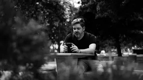 Czy pracodawca może sprawdzić mój telefon służbowy? Granice kontroli i prawa pracownika