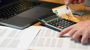 Jedna rata zamiast kilku? Sprawdź, co to jest pożyczka konsolidacyjna i jak z niej skorzystać