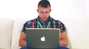 Ten warunek trzeba spełnić, żeby nie być objętym obowiązkowym KSeF. Ale jest jeden problem