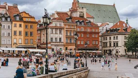 Jeśli jesteś singlem, to raczej zapomnij o mieszkaniu w Warszawie. Brytyjski tygodnik to potwierdza