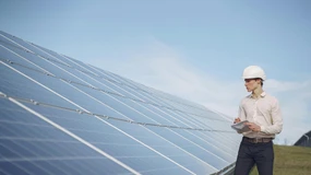 7 milionów złotych kar i nazwiska ukaranych. UOKiK rozprawia się z branżą OZE