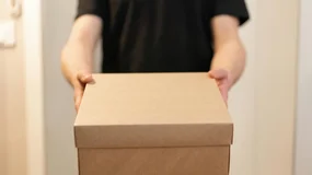 „Proszę zatrzymać zepsuty produkt". Sklep tylko udaje, że jest miły i tak naprawdę wpuszcza cię w pułapkę