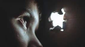 Szef wysłał za pracownikiem detektywa. Prawo jest po jego stronie