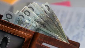 Banki nawołują do posiadania domowej rezerwy gotówki. Padają konkretne kwoty