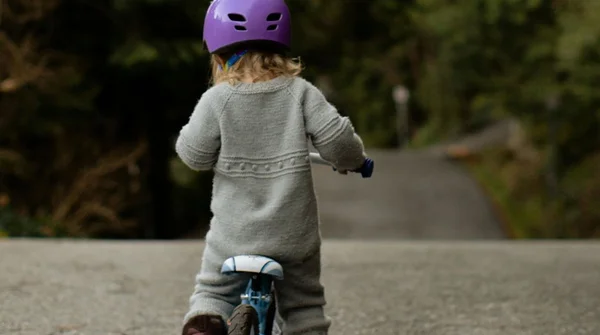 Sezon rowerowy w pełni, a obowiązkowy kask dopiero od czerwca. Wypadek z Kaniowa pokazuje, że to za późno