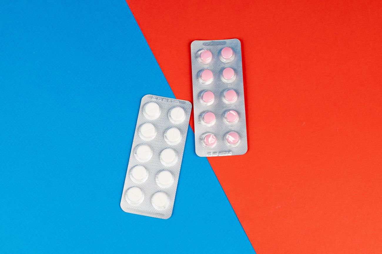 Te same kapsułki w DOZ za 61 zł, a na Allegro za 47 zł. Apteka internetowa nie zawsze jest tańsza