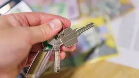 Jeśli wynajmujesz nieruchomość firmie, to musisz polubić się z KSeF. Skarbówka potwierdza