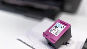Ograła Allegro Smart! na 20 zł przy napełnieniu tonera. To, co zrobiła, okazało się przestępstwem