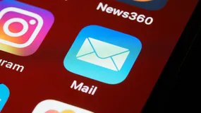 Przełomowy wyrok TSUE. Służbowe e-maile mogą trafić w ręce urzędników bez zgody sądu