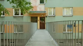 Jeden sąsiad może zablokować remont całego bloku. Rząd szykuje na to sposób