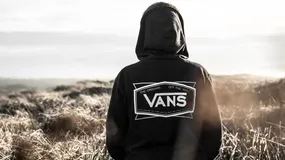 Bluza Vans za 129 000 zł na Vinted, figurka za 67 000 zł. Takie oferty to niekoniecznie pomyłka