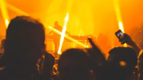 Zmieniły ci się plany i chcesz sprzedać bilet na koncert? Uważaj, grozi ci grzywna