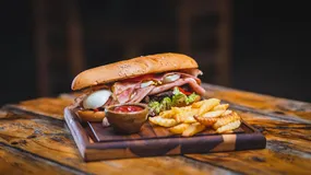 Restauracje powinny podawać kalorie obok ceny. Jedzenie w ciemno nie jest wolnym wyborem