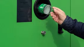 Lubię porządne piwo, ale tego zapachu nie znoszę. Latem czułem go przy każdej wizycie w sklepie
