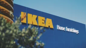 Zostawiła w IKEA 20 tys. zł i żyje na kartonach. System projektowania sieci ma braki w dostawach