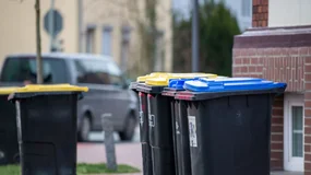 Twój śmietnik, jego płot. Nowe przepisy mogą zaognić sąsiedzkie spory