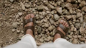 Lidl sprzedawał sandały łudząco podobne do Birkenstocków. Teraz musi usunąć je z oferty