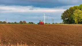 Ziemia rolna zdrożała o 176 proc. w 13 lat. Żadna lokata bankowa nie dałaby takiego zysku