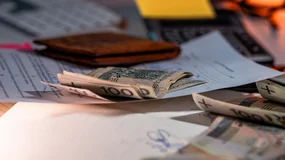Sąd może kazać ci spłacić kredyt, którego nie wziąłeś. Sprawdź, jak się z tego wyplątać