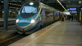Pociągi staną w nocy na godzinę. Tak kolej radzi sobie ze zmianą czasu