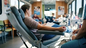 Krwiodawcy odliczą dwa razy więcej od podatku. 260 zł za litr krwi już od 2027 r.